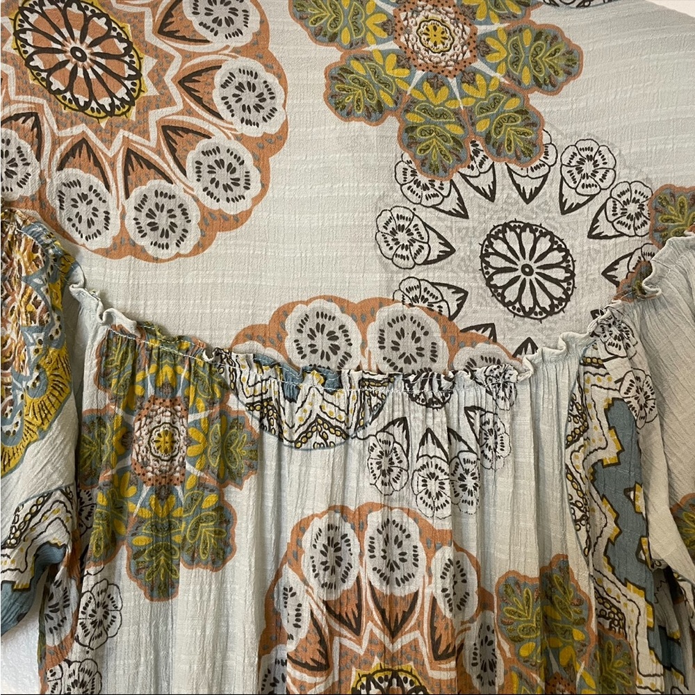 Women’s GiGio Medallion Print Shirt Dress Side Slit Snap Front Size Small - Picture 8 of 10